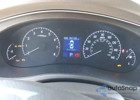 2012 Hyundai Genesis 3.8 z USA, uszkodzony, nr VIN KMHGC4DD0CU196511